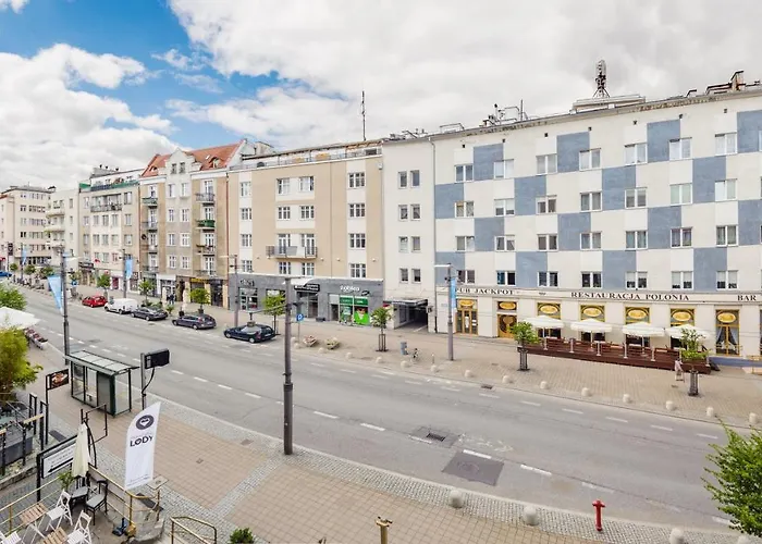 Gdynia Centrum, Sun & Snow *